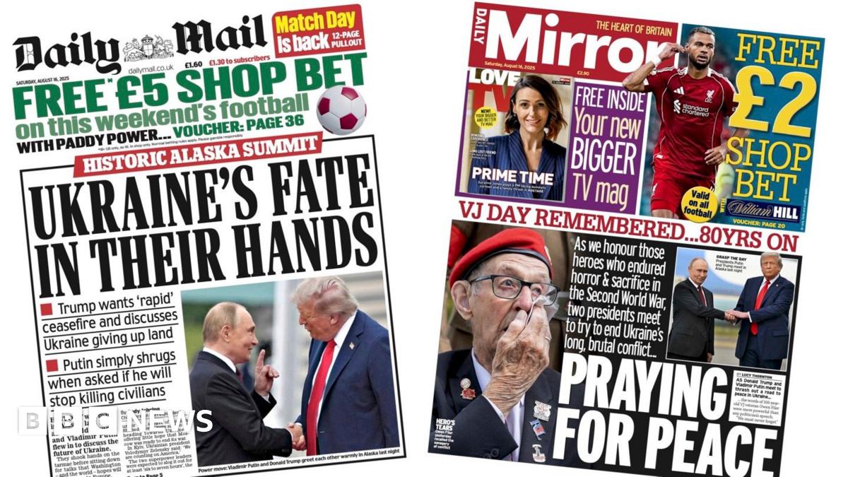 The headline on the front page of the Daily Mail reads: "Ukraine's fate in their hands".