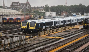 London travel news LIVE: Rail disruptions causing travel chaos in major London stations