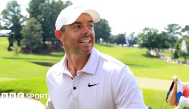 Rory McIlroy walks off the 18th green following the final round of the Tour Championship