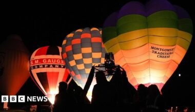 Bristol Balloon Fiesta - night glow