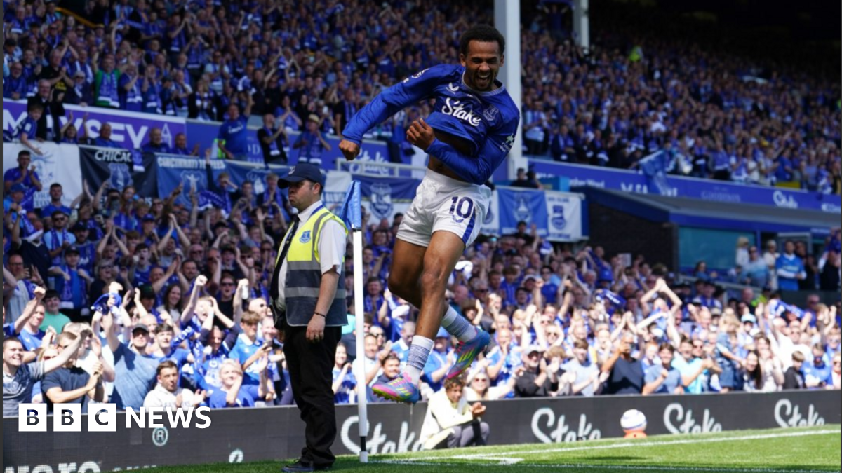 Everton's Iliman Ndiaye celebrates scoring against Southampton in front of packed stands at Goodison Park