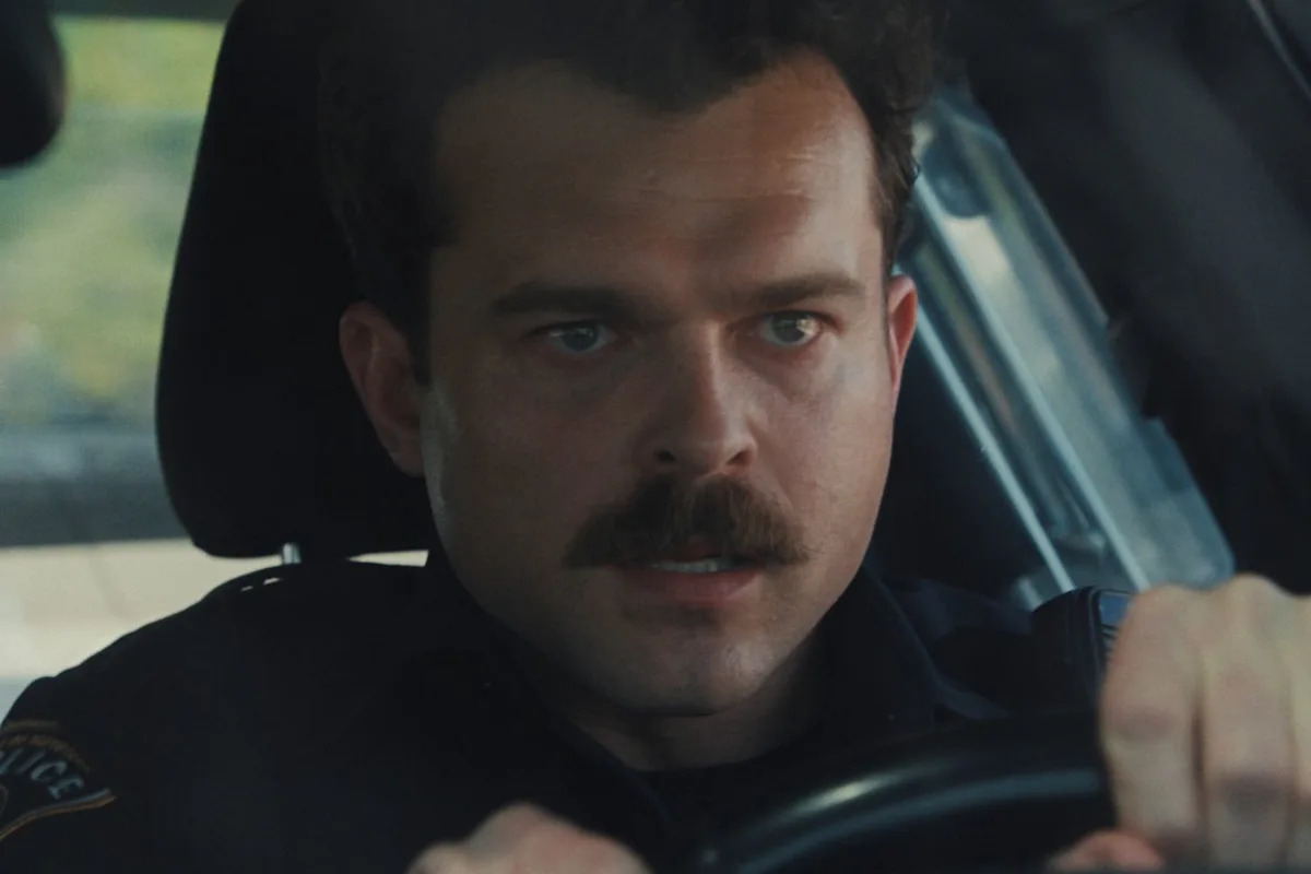 “Weapons ”reloads for another bloodbath at the box office
