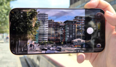 iOS 26 Camera app aiming a photo