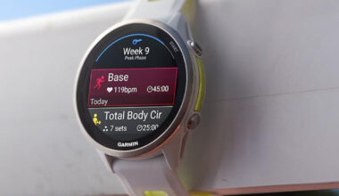 Garmin releases new update for several smartwatches to fix random reboots