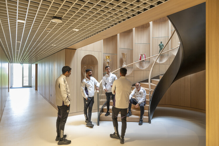 Foster + Partners Redesigns Manchester United’s Carrington Training Complex - Image 6 of 6