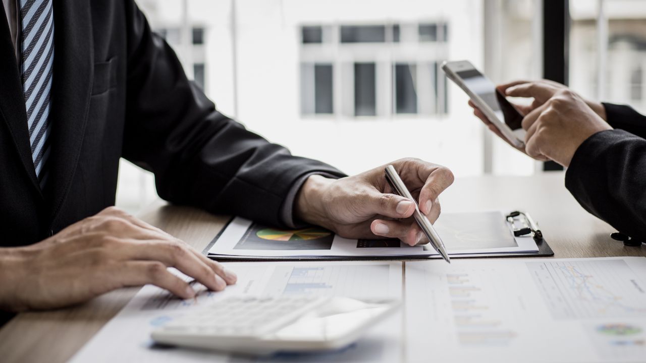 Want to Start a Business? Follow These 10 Startup Tips