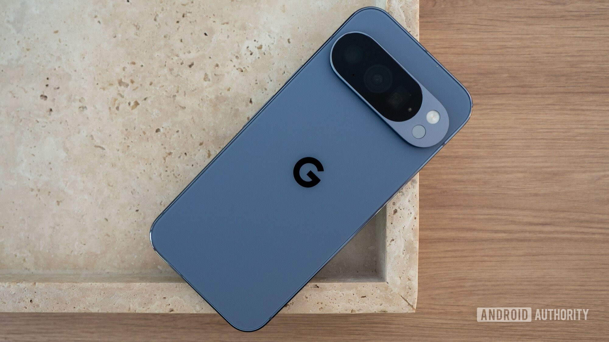 google pixel 10 pro back moonstone 5