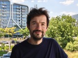 2x zoom people photos: Photo mode - f/1.8, ISO 50, 1/393s - Realme 15 Pro  review
