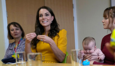 Kate Middleton wears a yellow dress to visit the Royal Surrey County Hospital's Maternity Unit on October 5, 2022
