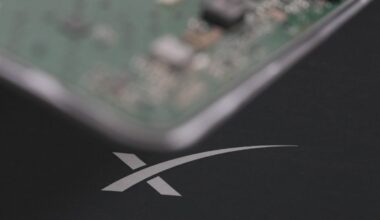 SpaceX slams state broadband funding, wants satellite internet everywhere