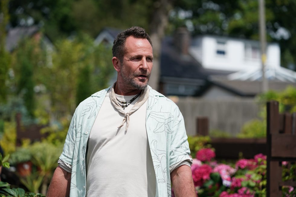 jez blake in hollyoaks