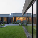House in Kaunas / Architectural Bureau G.Natkevicius & Partners - Image 4 of 35