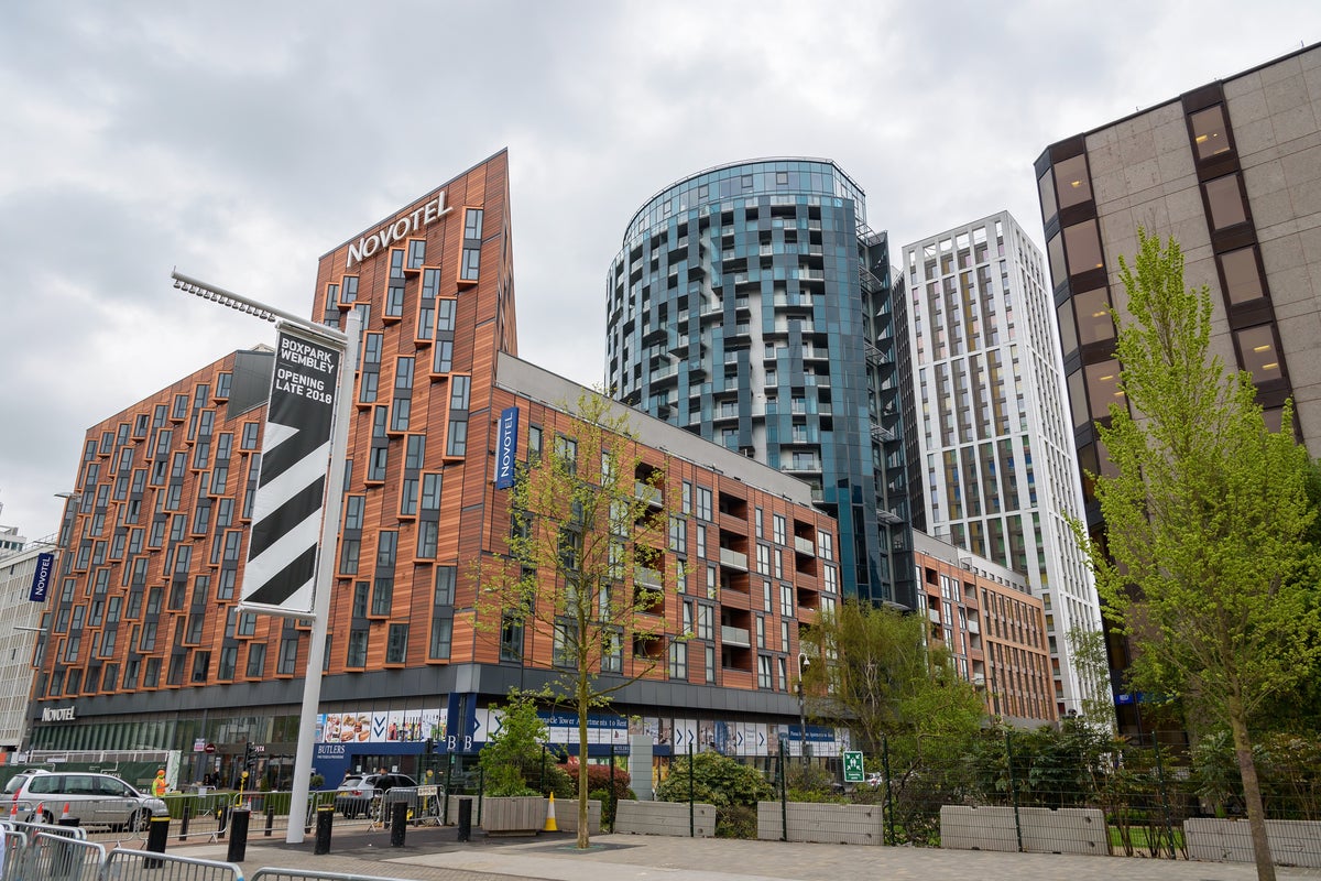 London hotel room rates soar to highest ever level due to Oasis and Wimbledon