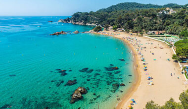 Spain’s Mallorca Battles Economic Decline As New Breed Of Low-Spending Tourists Threaten Local Business Survival