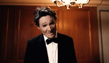 President's frontman in an unsettling human mask