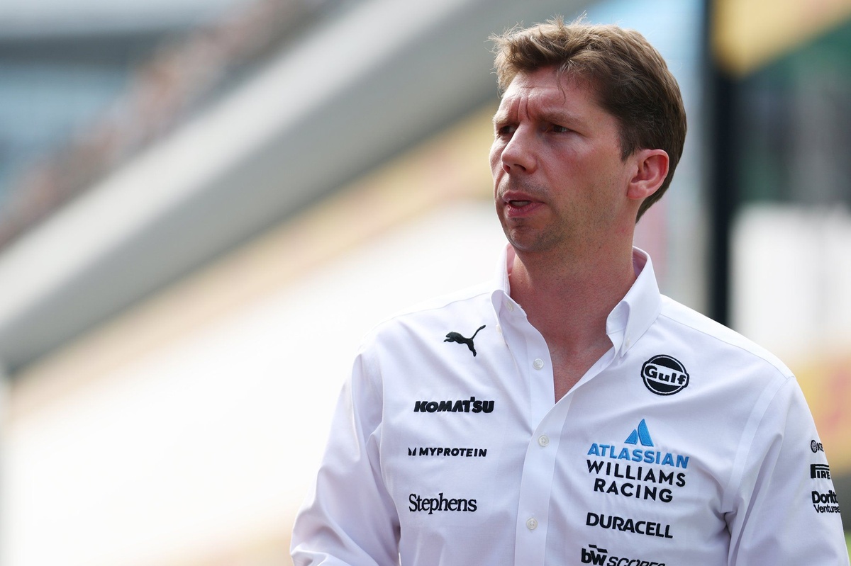 How an F1 team boss spends a grand prix weekend