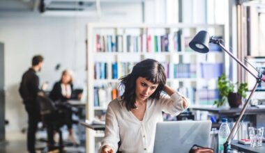 Nearly 75% of US Job Seekers Fear Job Security Is Declining, But Still Feel Safe in Their Own Roles, Survey Reveals