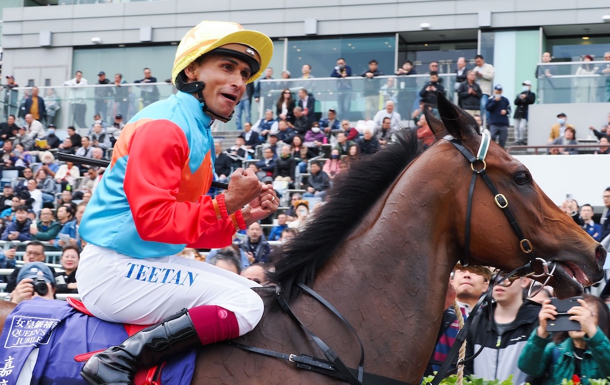 World #1: Hong Kong superstar sprinter Ka Ying Rising and Karis Teetan. Photo: HKJC