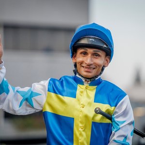 Karis Teetan: I never met Lester Piggott but he was legend and you always try to look up to someone like that | Topics: What They're Thinking, Hong Kong Jockey Club, Karis Teetan