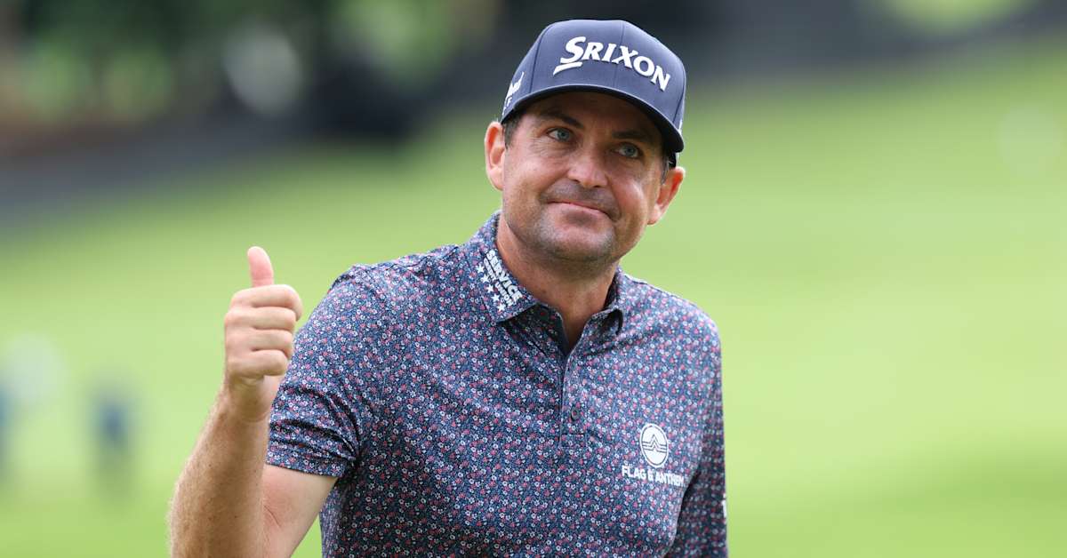 Keegan Bradley keeps FedExCup, Ryder Cup hopes alive