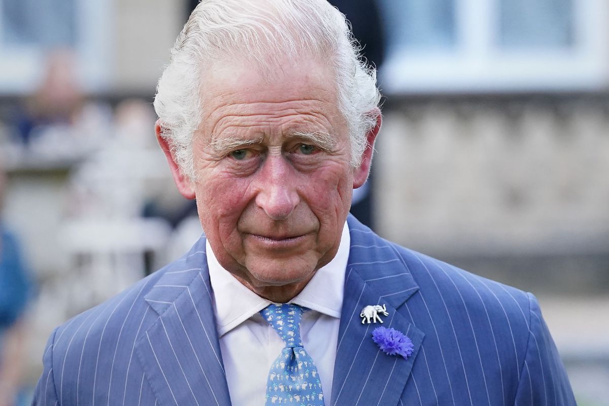 king-charles-overwhelmed-and-underpaid-employees-quit-due-to-the-royals-demands1