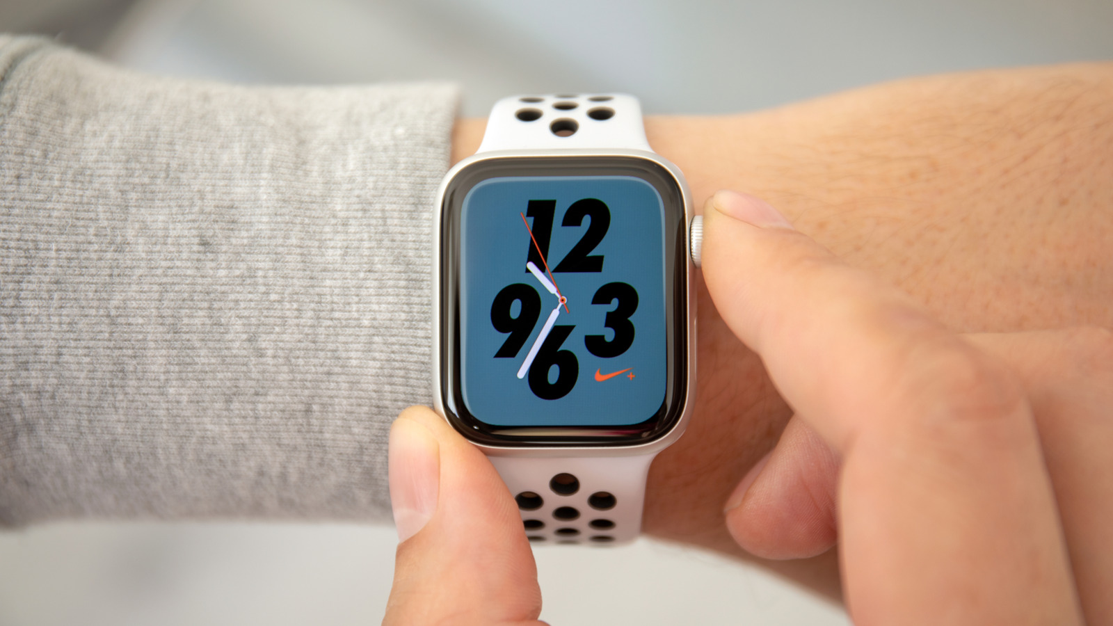 10 Cool And Useful Face Apps To Download On Your Apple Watch