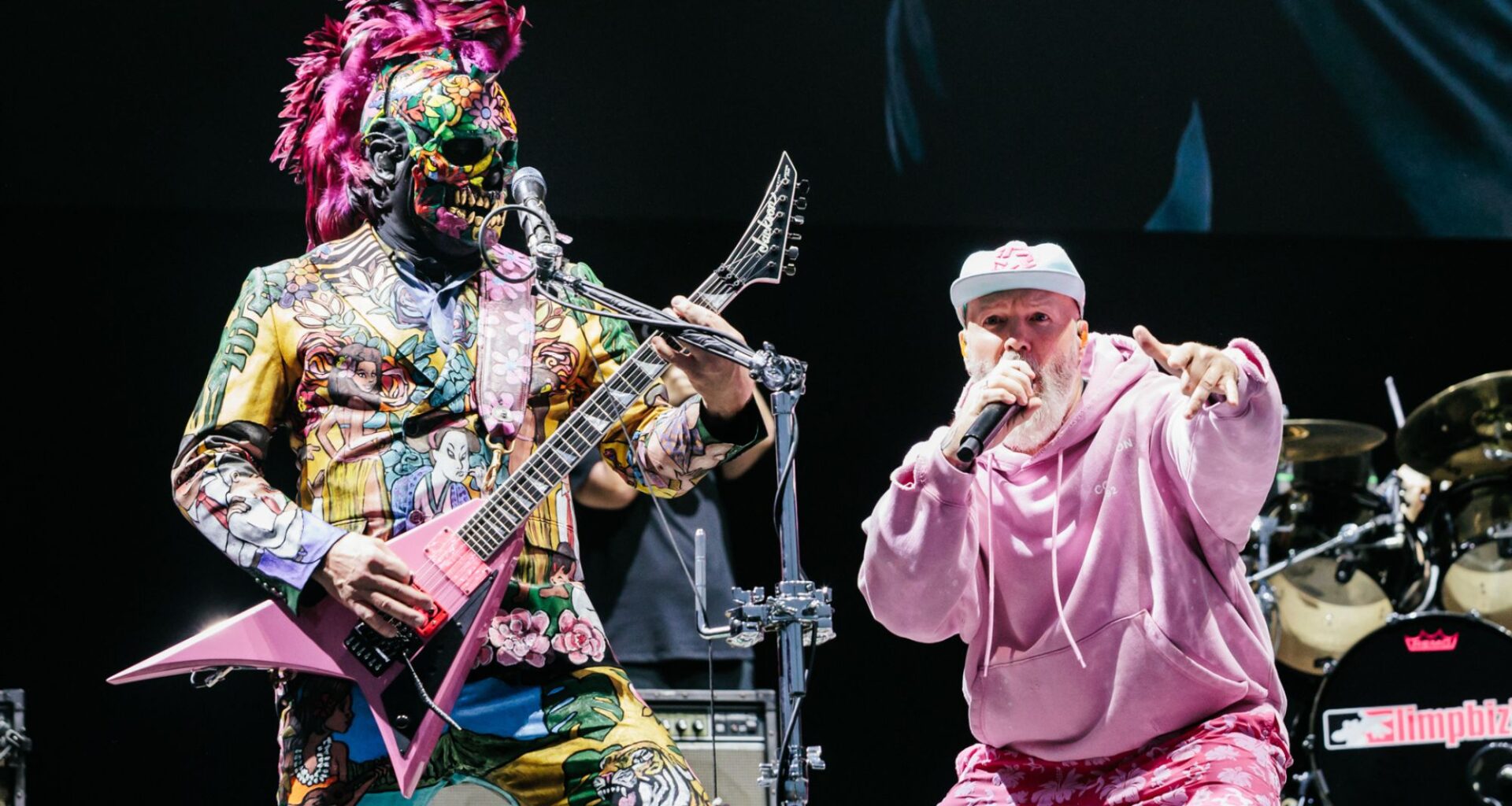 the nu-metal giants keep the hits rollin’ in
