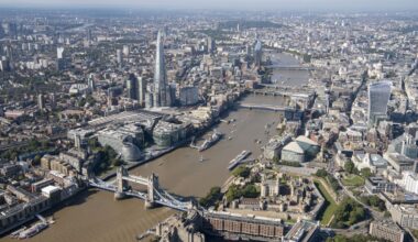 London: a city of strangers