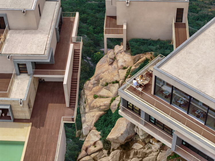 Lost Villa · Huanglong Island Lighthouse Hotel  / WJ STUDIO - Interior Photography, Stairs, Balcony