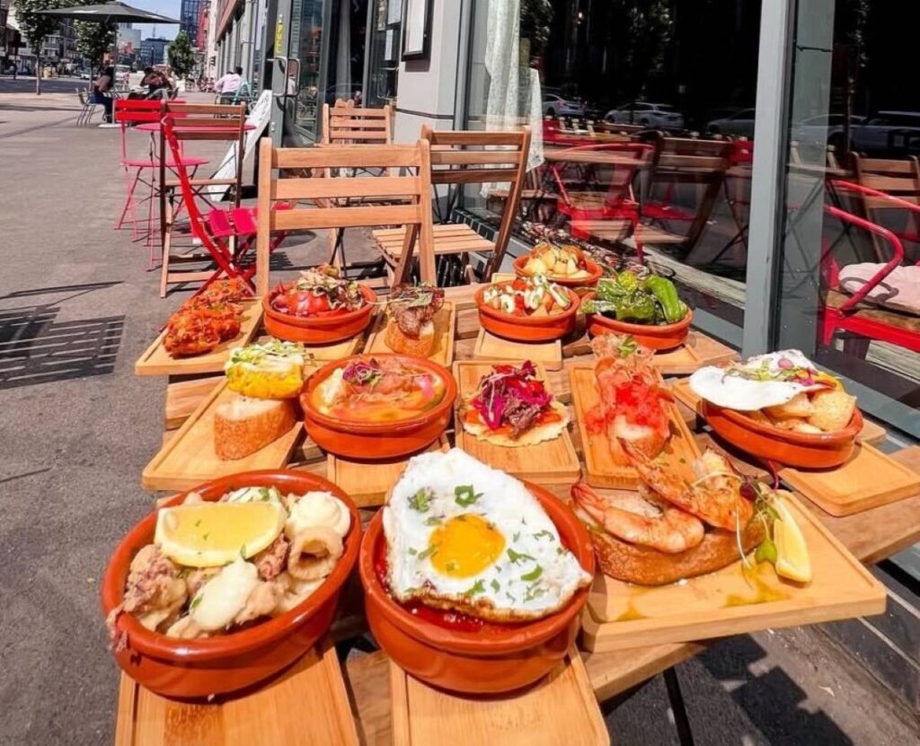 maricarmen tapa el tableo outside manchester