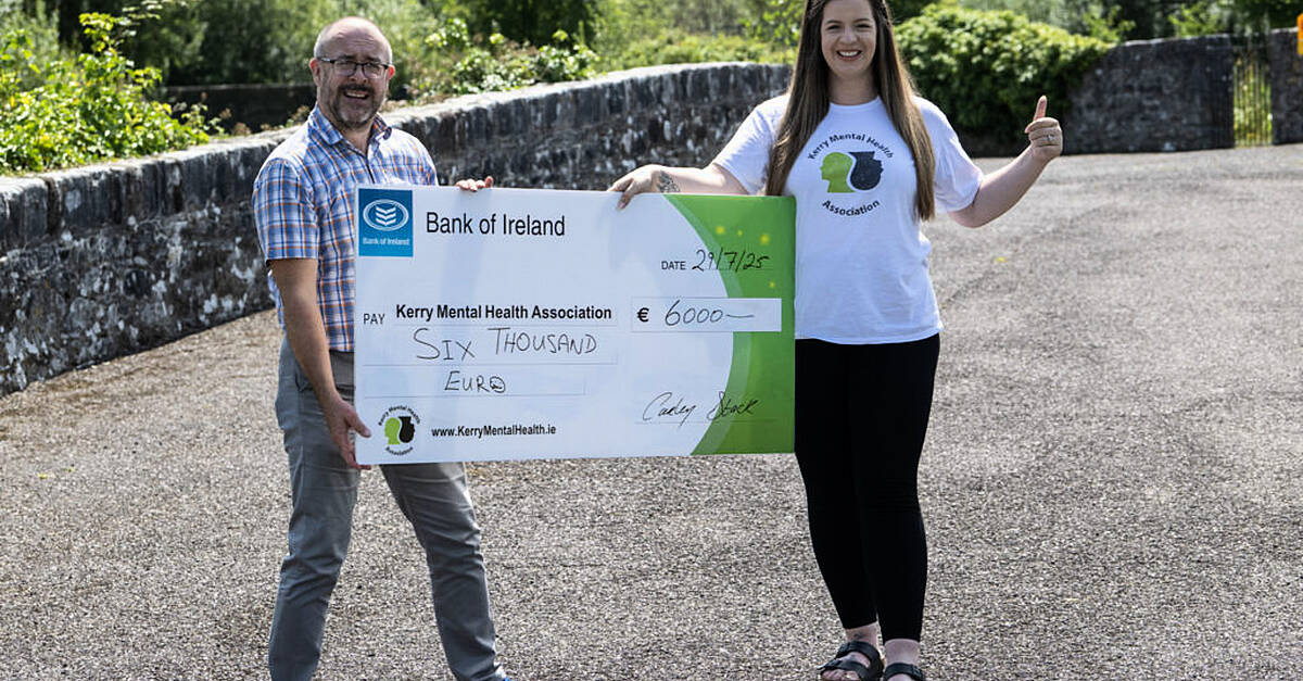 Mother-of-two presents €6,000 to Kerry Mental Health Association