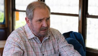 Neighbours legend Alan Fletcher reveals Karl's reaction to Holly's affair