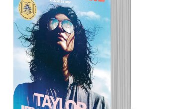 Unlike Reid’s previous novels, which explored public personas and performance—be it on stage or in sports—Atmosphere faces inwards.