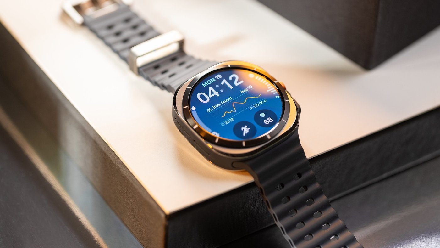 Samsung's Galaxy Watch Ultra is So Cheap You Should Skip the Watch 8