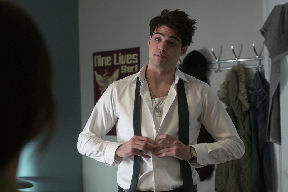 noah centineo, the recruit