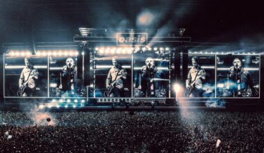 Oasis Fan Dies After Falling During London Wembley Stadium Concert
