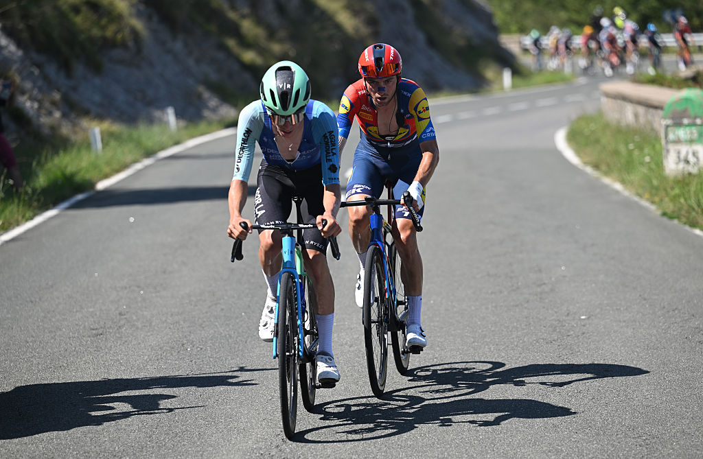 Vuelta a Burgos stage 3: Late attack on breakaway nets Léo Bisiaux first professional win, overall leader