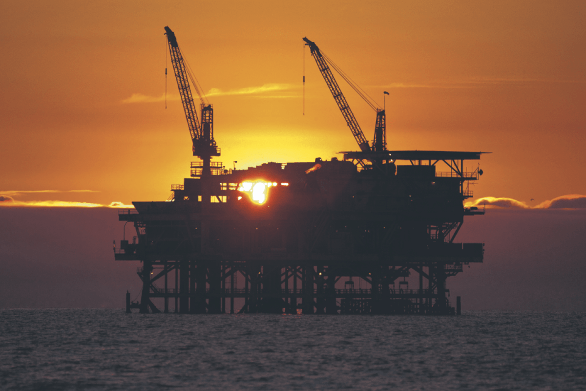 Insurers urged to reassess Russian oil coverage amid UK price cap changes