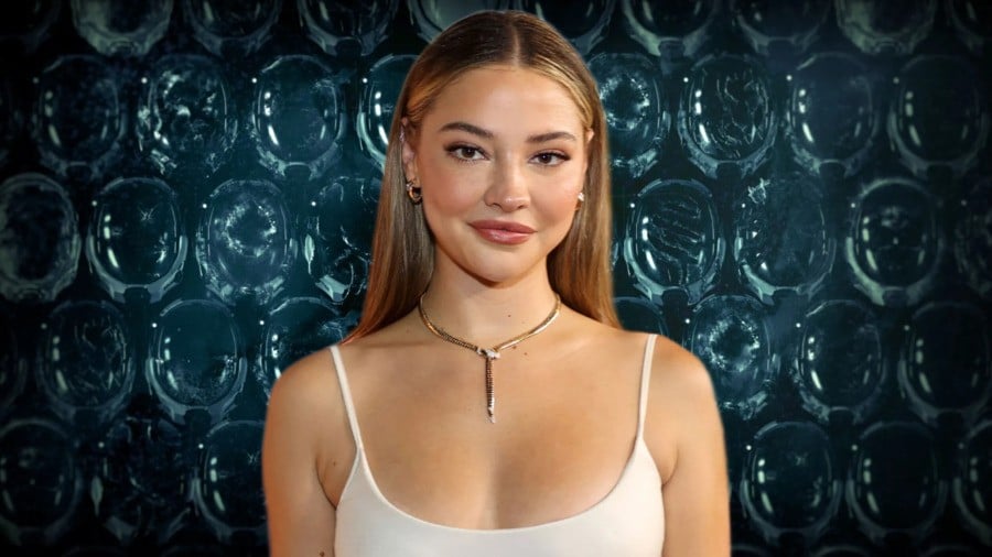 Outer Banks Star Madelyn Cline Has Exceptional Video Game Taste 1