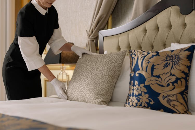 Indulging in luxury - How popular are high-end stays in Great Britain?