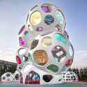Playgrounds as Political Spaces: Negotiating Risk, Space, and Childhood - Image 2 of 26