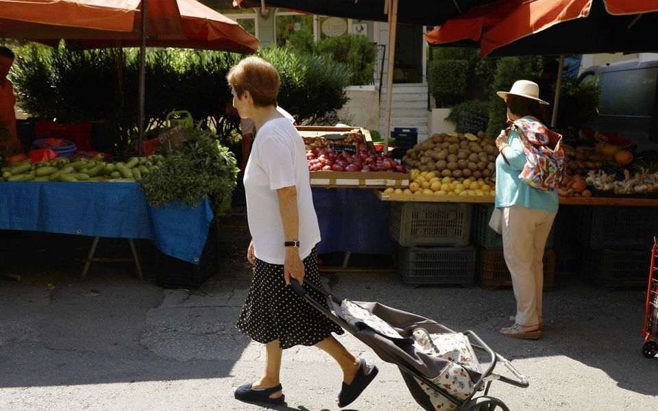 Inflation at 12-month high | eKathimerini.com