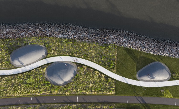 Promenade Samuel-De Champlain / Daoust Lestage Lizotte Stecker - Image 1 of 33