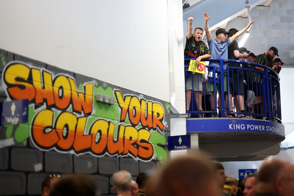 Thousands of Wednesday fans were denied entry prior to kick-off against Leicester