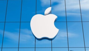 Apple (AAPL) Considered Acquiring AI Firms Mistral and Perplexity