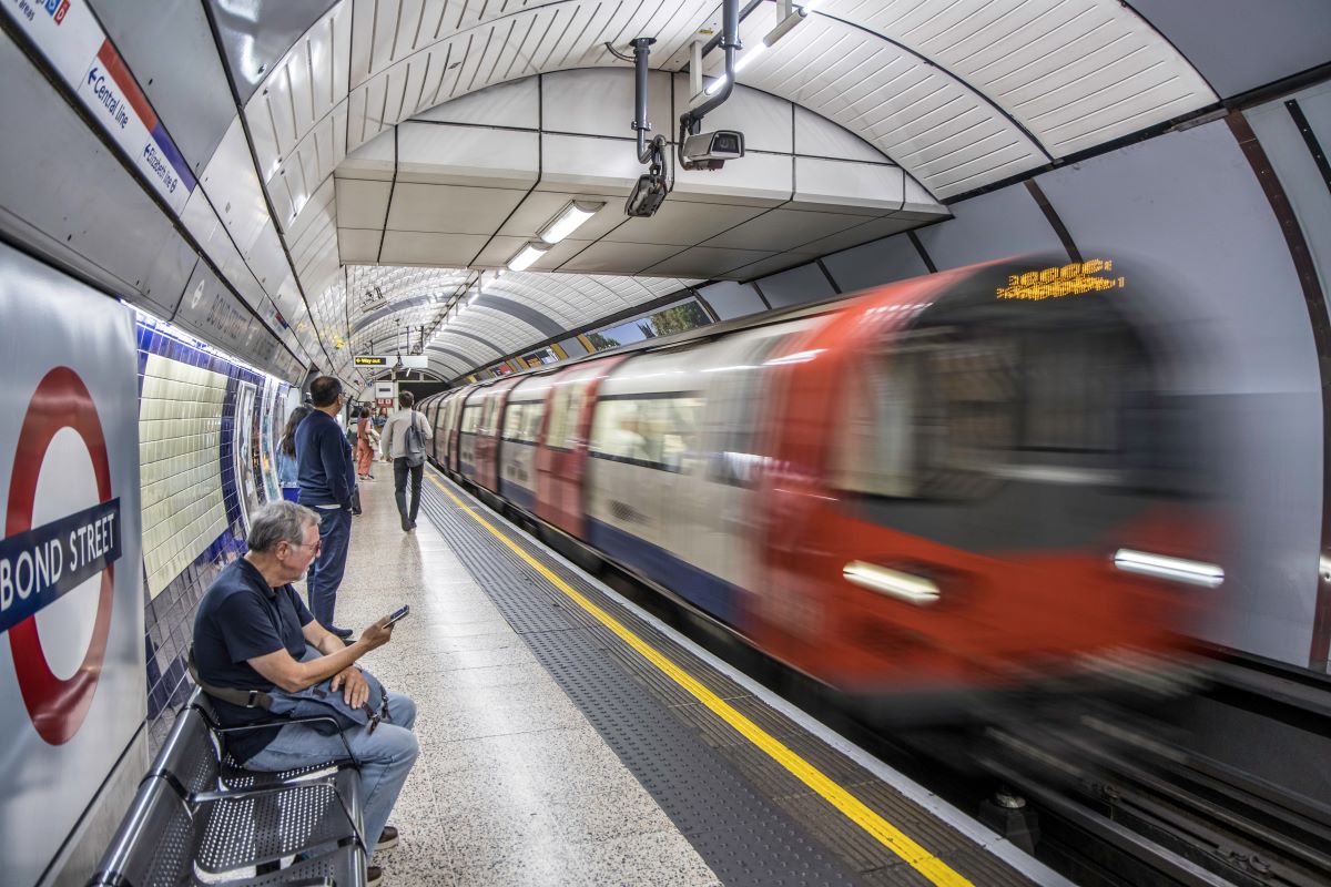 Here's The Full List Of Tube And Train Closures For The August Bank Holiday In London (August 22–25)