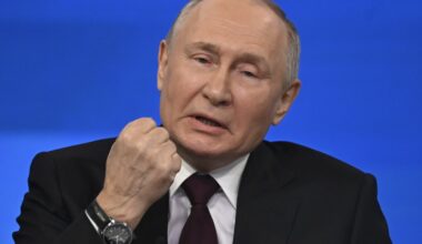 Russia being ‘disrespectful’ to Ukraine peace process, Downing Street says