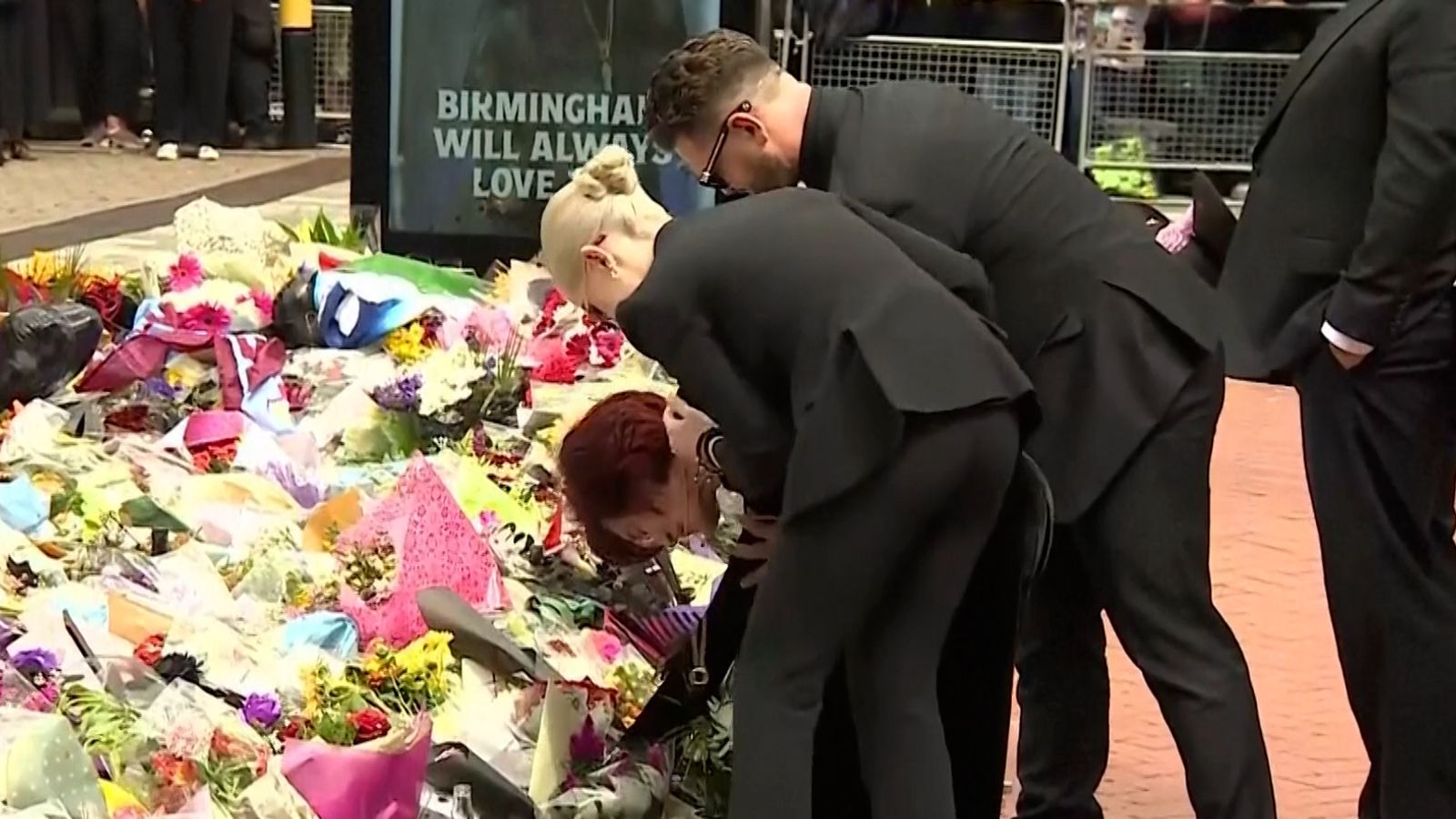 The Osbournes pay tribute to Ozzy in Birmingham