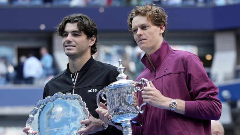 Jannik Sinner (L) defeated Taylor Fritz (R) to win the 2024 US Open title at Flushing Meadows