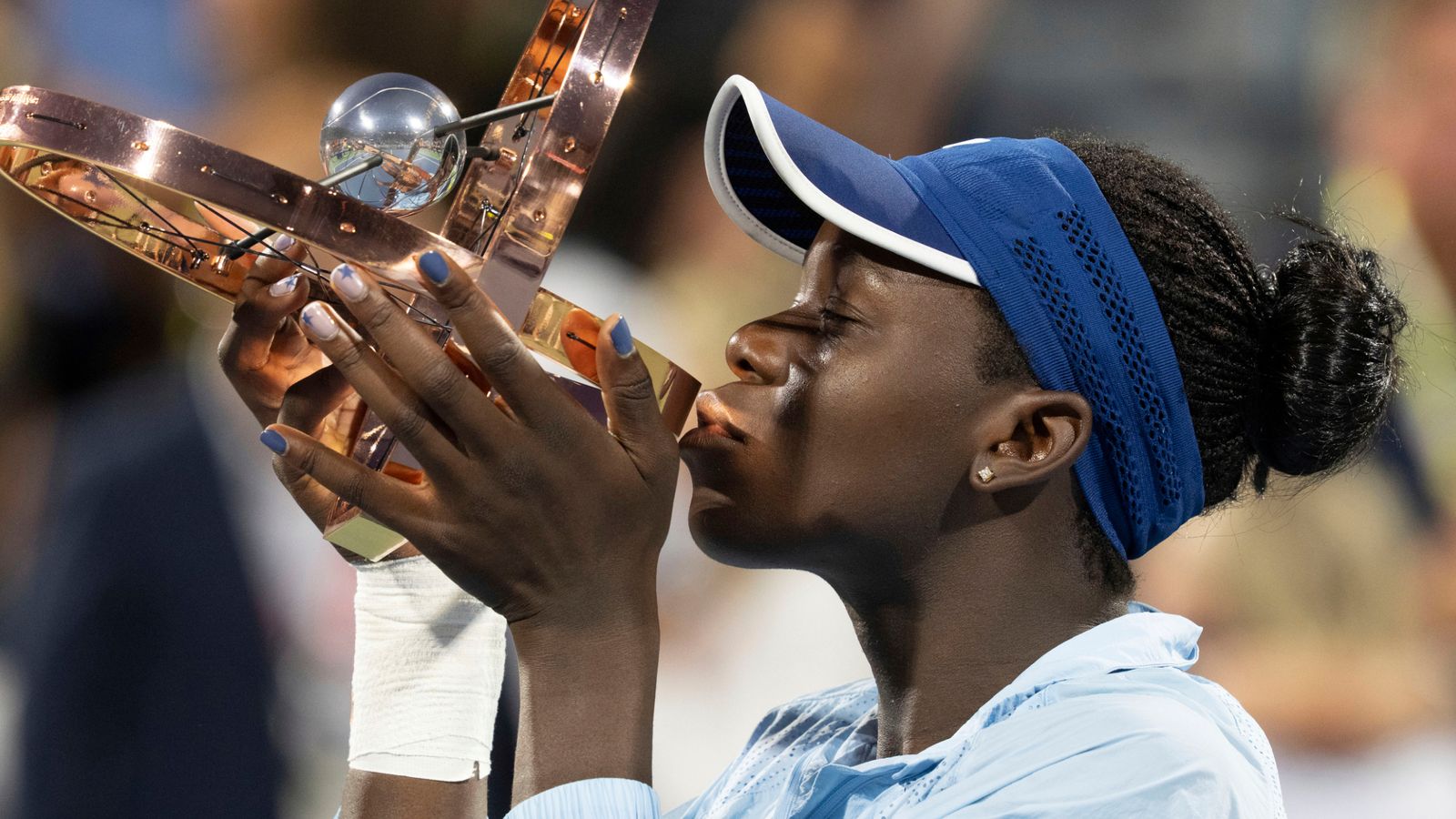 Victoria Mboko beats Naomi Osaka to win Canadian Open title as 18-year-old star completes 'dream run' in Montreal | Tennis News